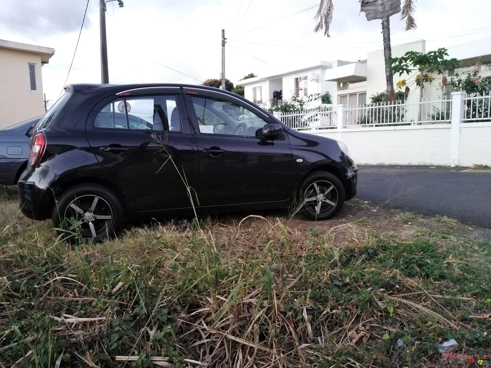 2012' Nissan March photo #3