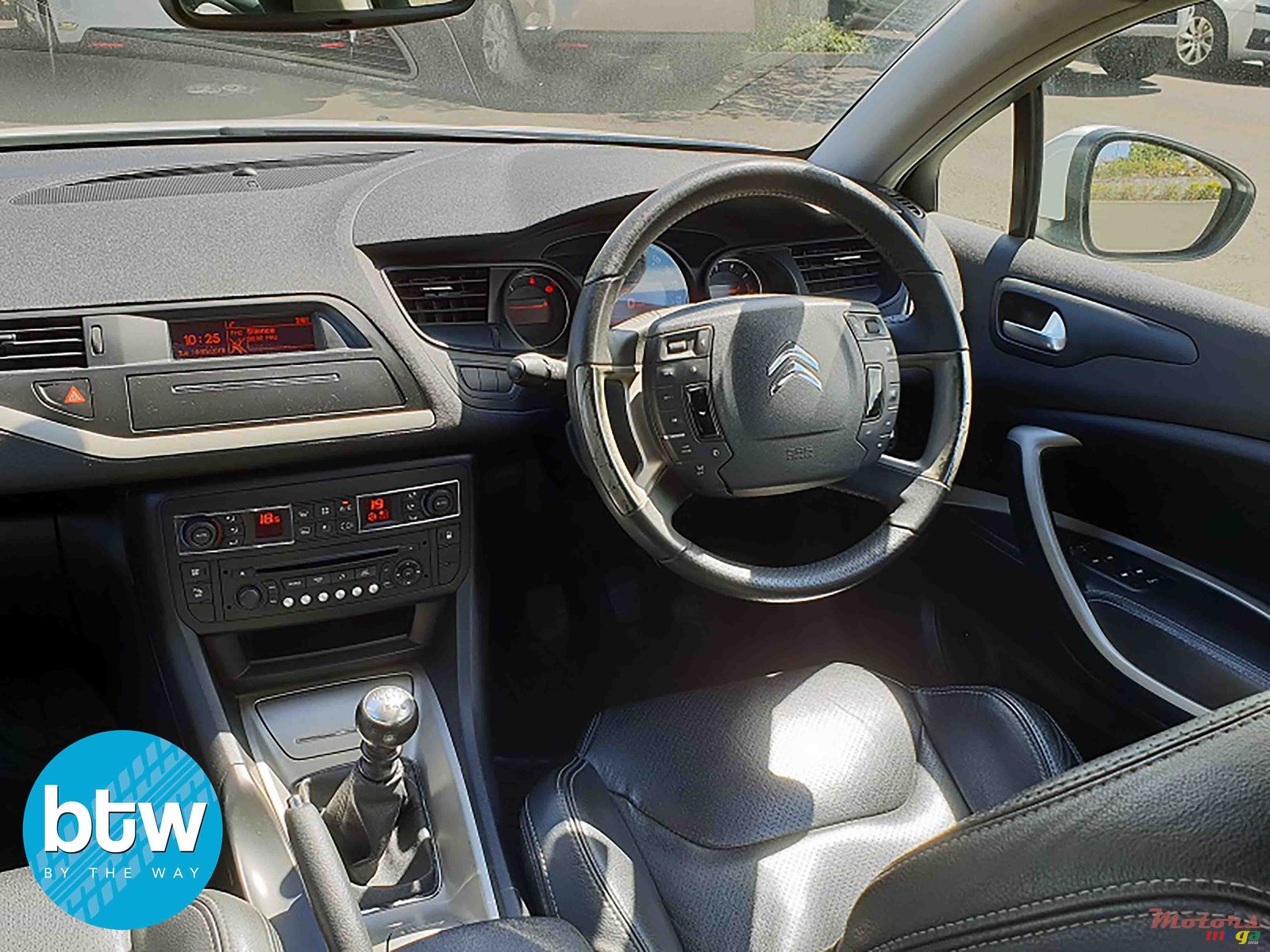 2013' Citroen C5 photo #5