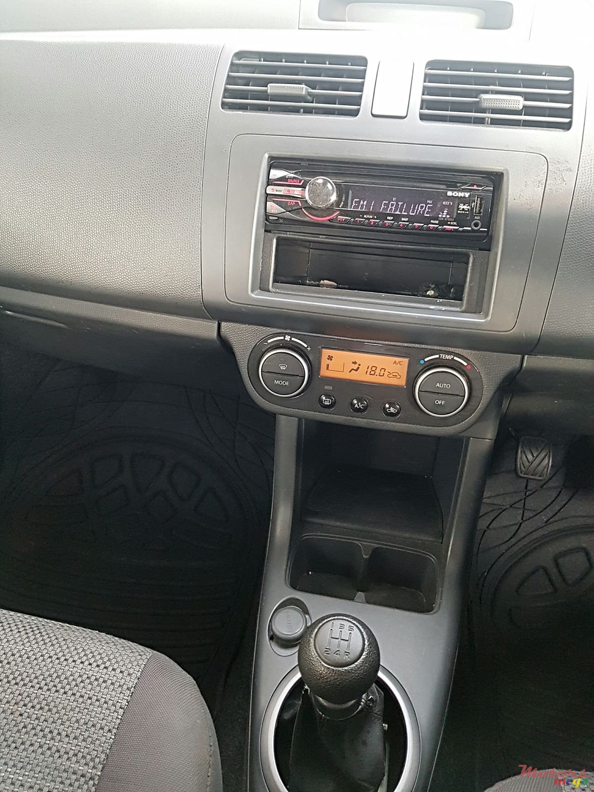 2008' Suzuki Swift photo #6