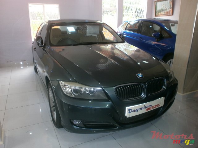 2010' BMW 316 i photo #1