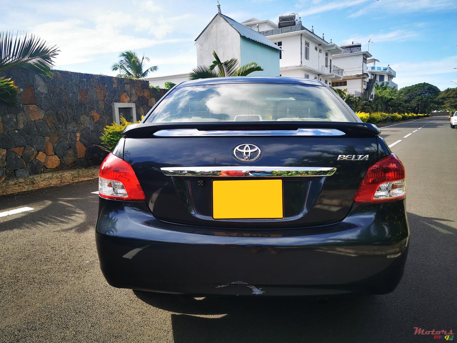 2006' Toyota Belta photo #3