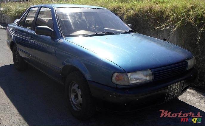 1993' Nissan Sunny photo #1