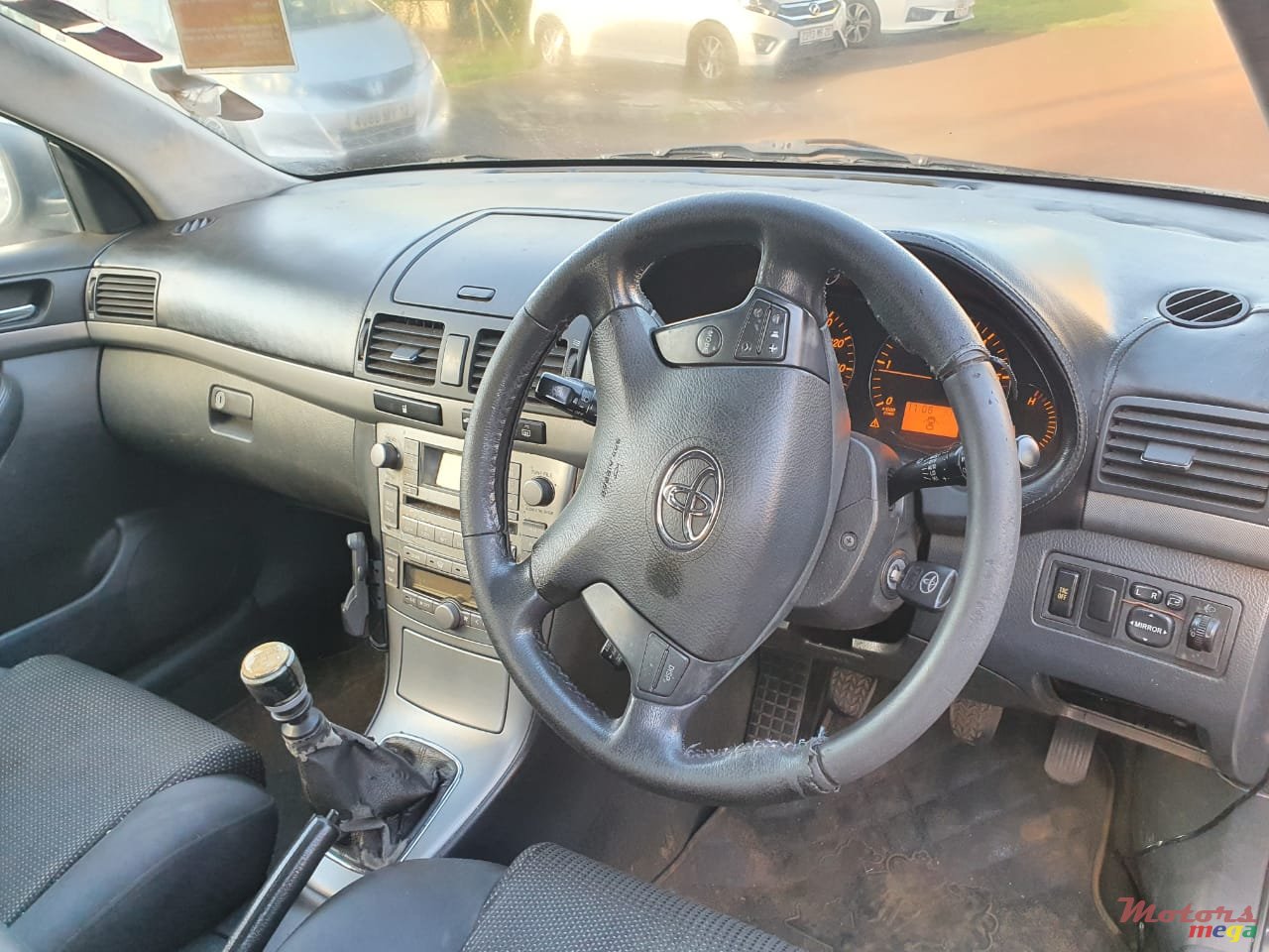 2007' Toyota Avensis photo #5