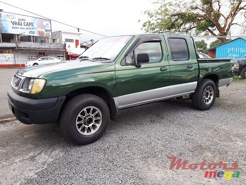 1998' Nissan Pickup photo #3