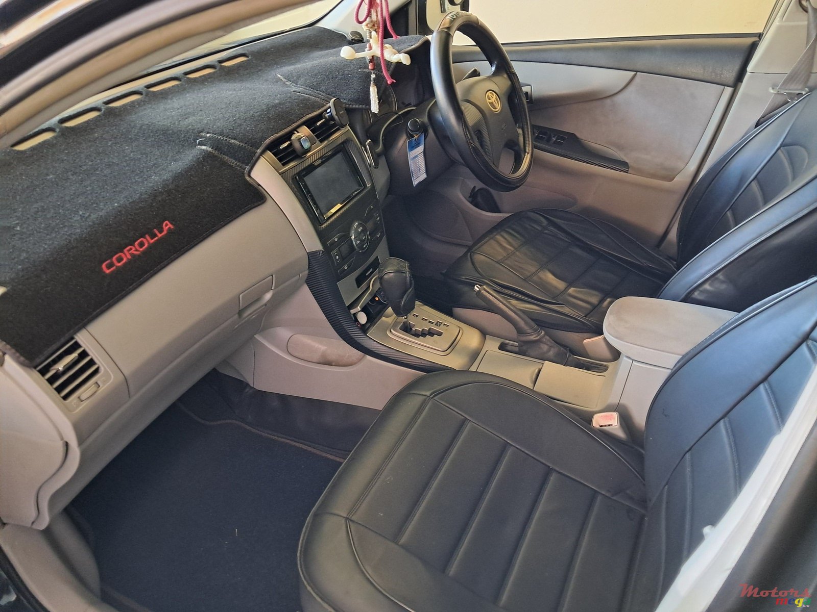 2008' Toyota Axio photo #2