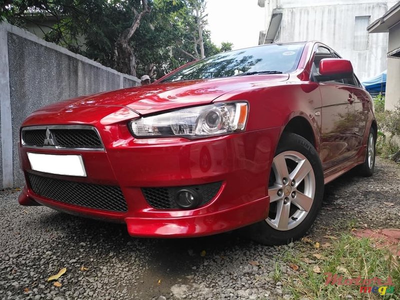 2009' Mitsubishi Lancer EX photo #2