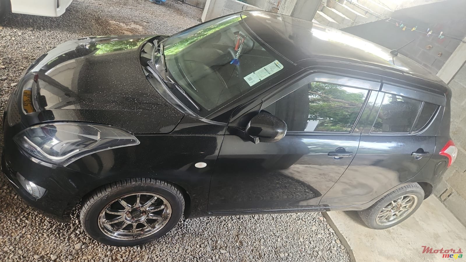 2012' Suzuki Swift photo #1