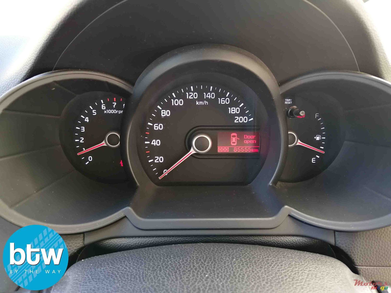 2014' Kia Picanto photo #7