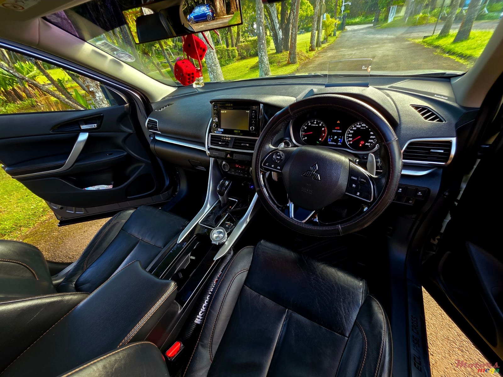 2019' Mitsubishi Eclipse Cross photo #7