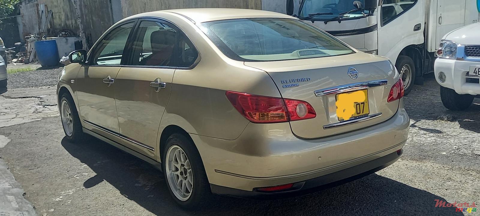 2007' Nissan Bluebird Sylphy photo #4