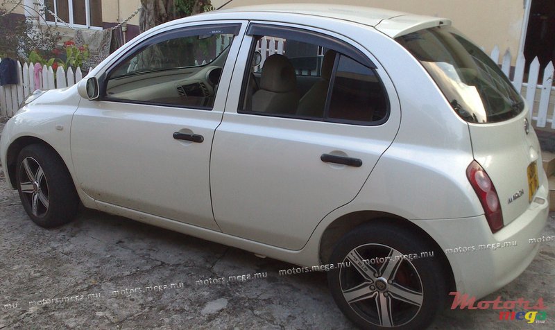 2006' Nissan March AK 12 photo #2
