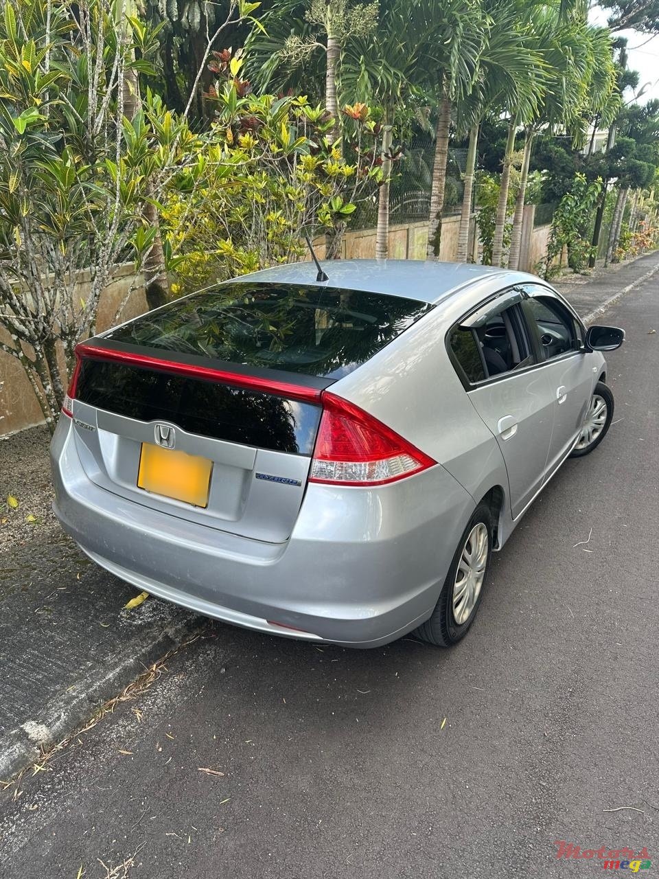 2011' Honda Insight photo #3