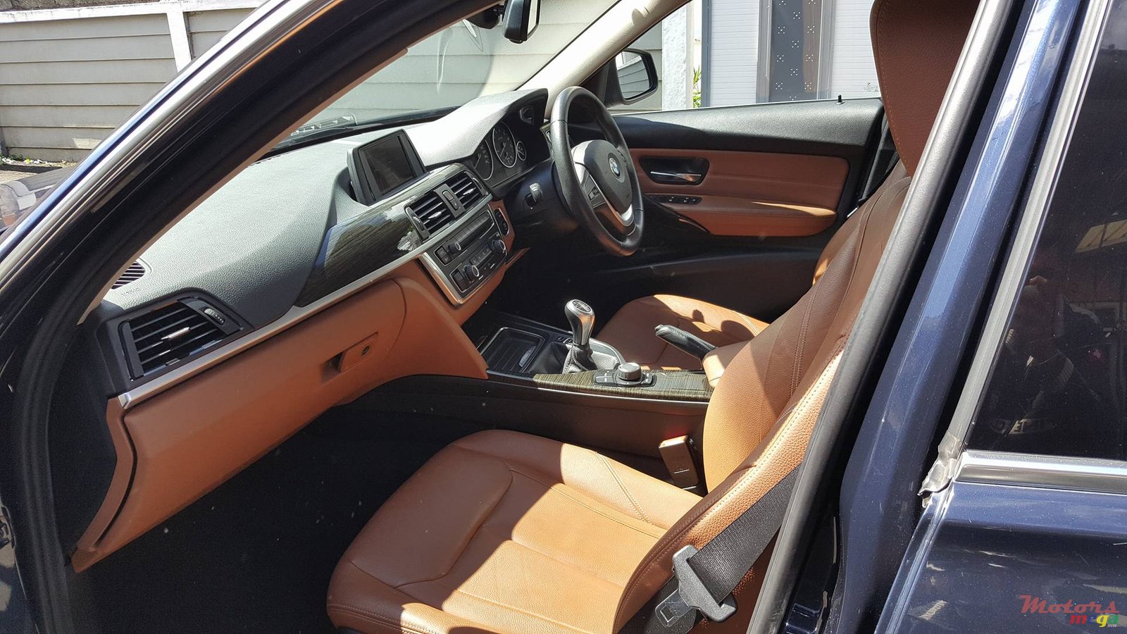 2012' BMW 328 photo #6