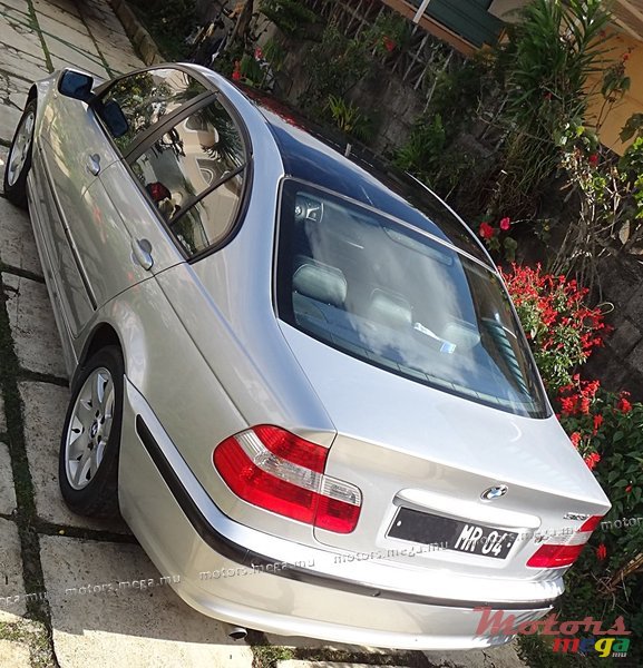 2004' BMW 3 Series E46 2000-2005 Facelift 318i photo #2
