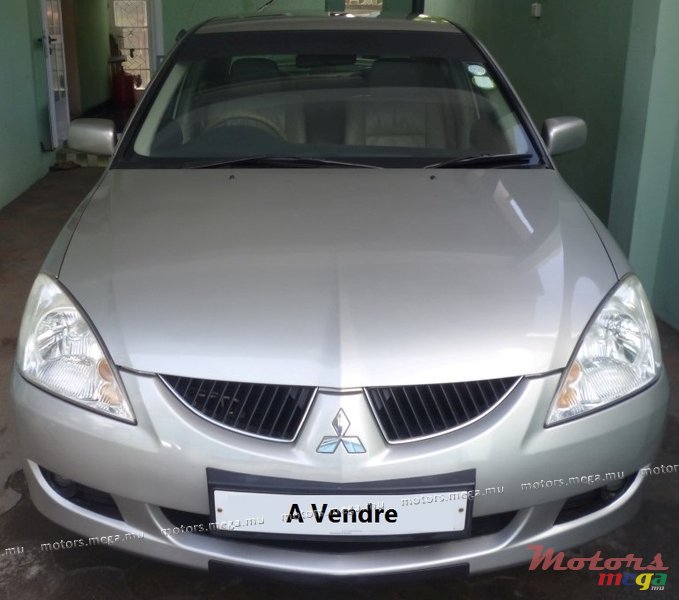 2003' Mitsubishi Lancer GLX photo #1