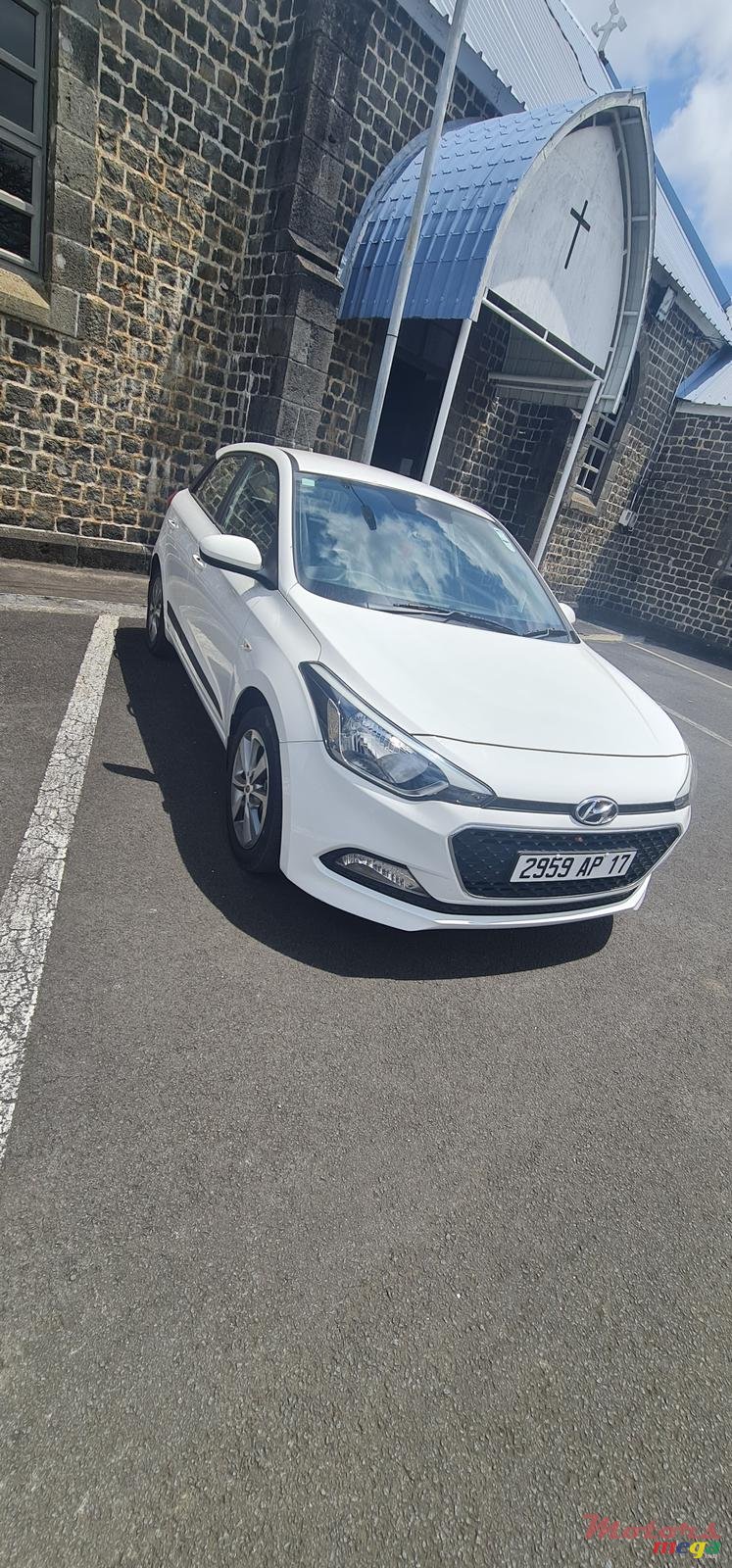 2017' Hyundai i20 photo #1