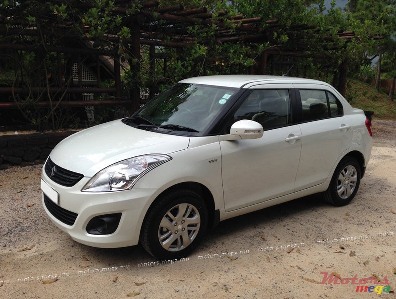 2013' Suzuki Dzire sedan photo #1