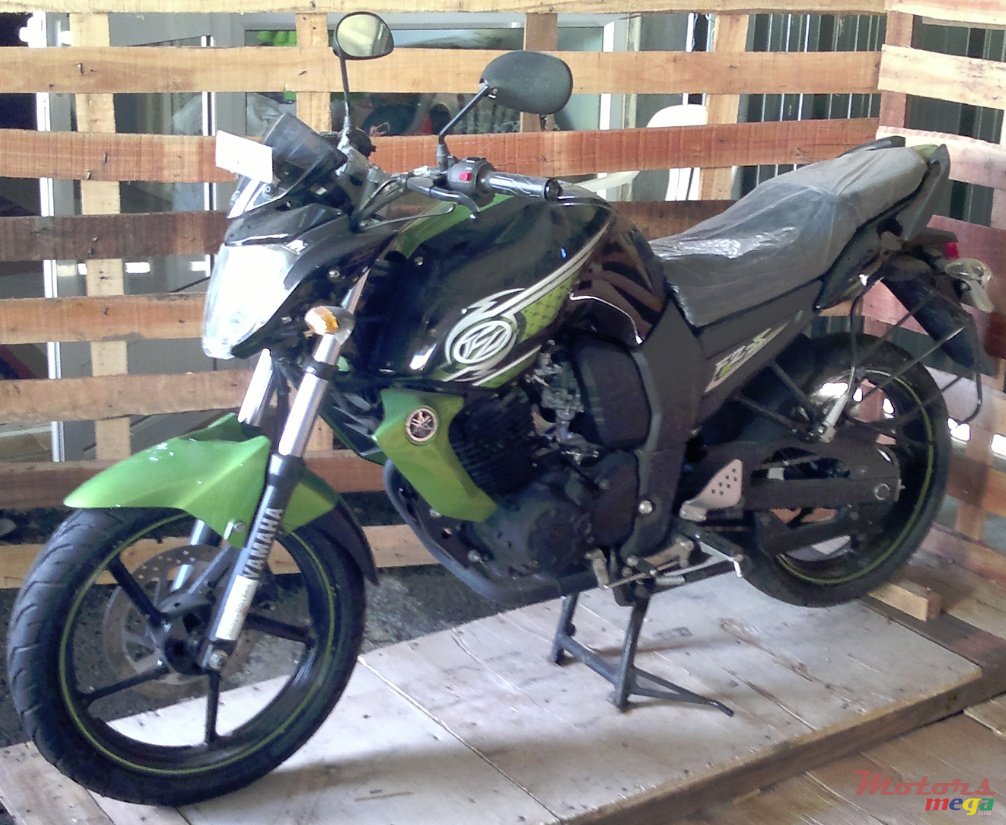 2014' Yamaha Yamaha FZ S - 2014 photo #1