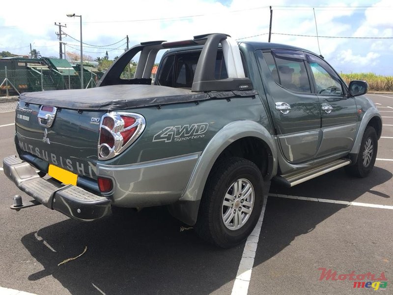 2009' Mitsubishi L 200 Sportero photo #4