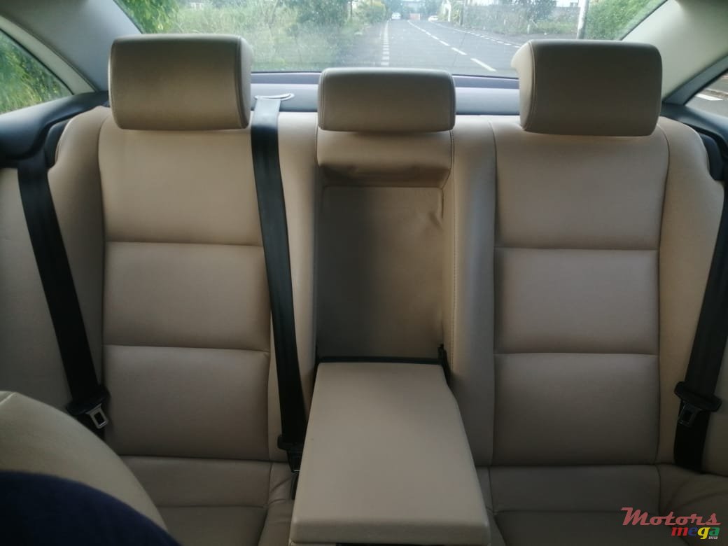 2010' Audi A6 photo #5