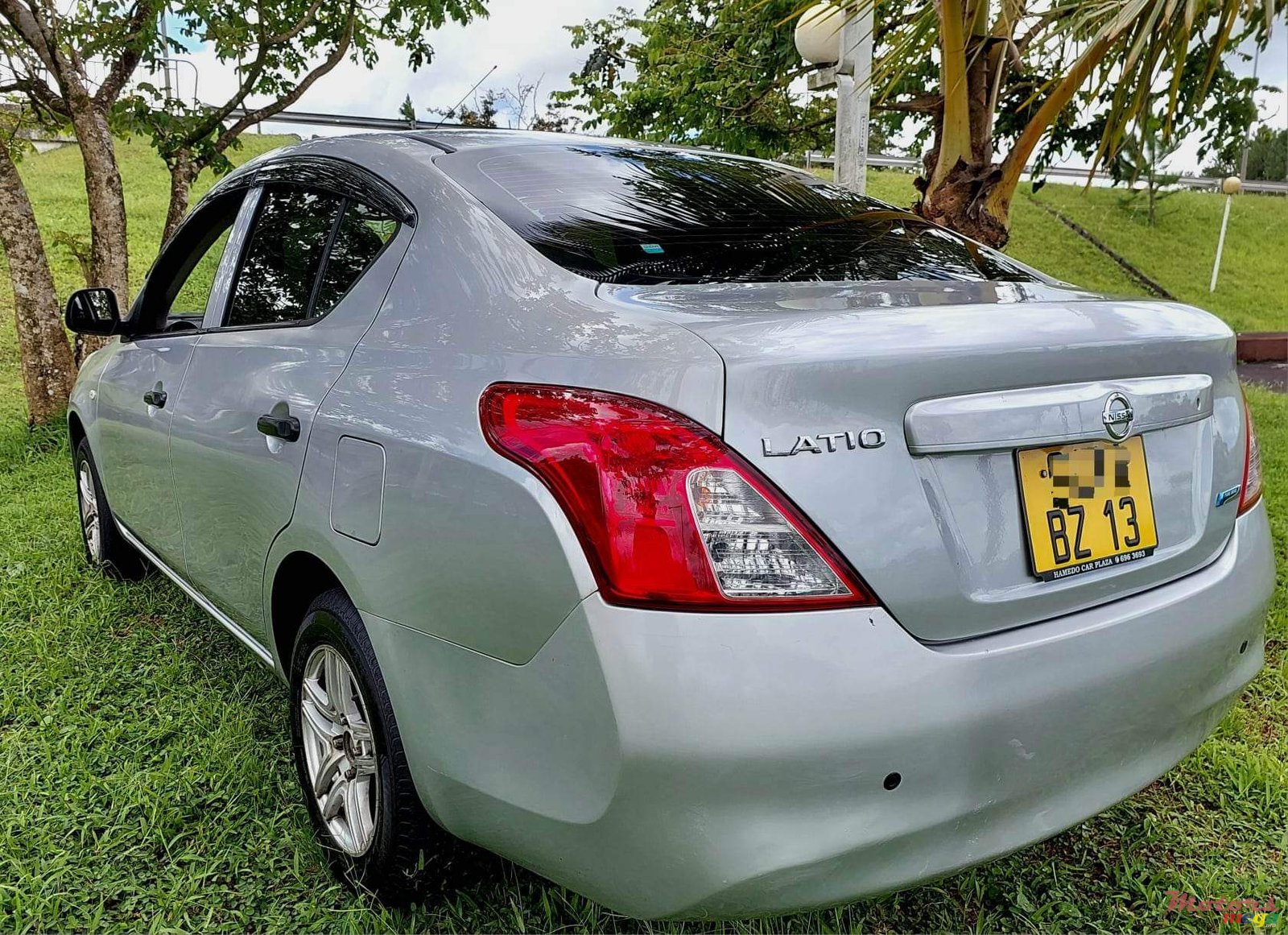 2013' Nissan Almera photo #4