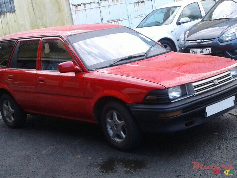 1990' Toyota Corolla EE96 photo #2