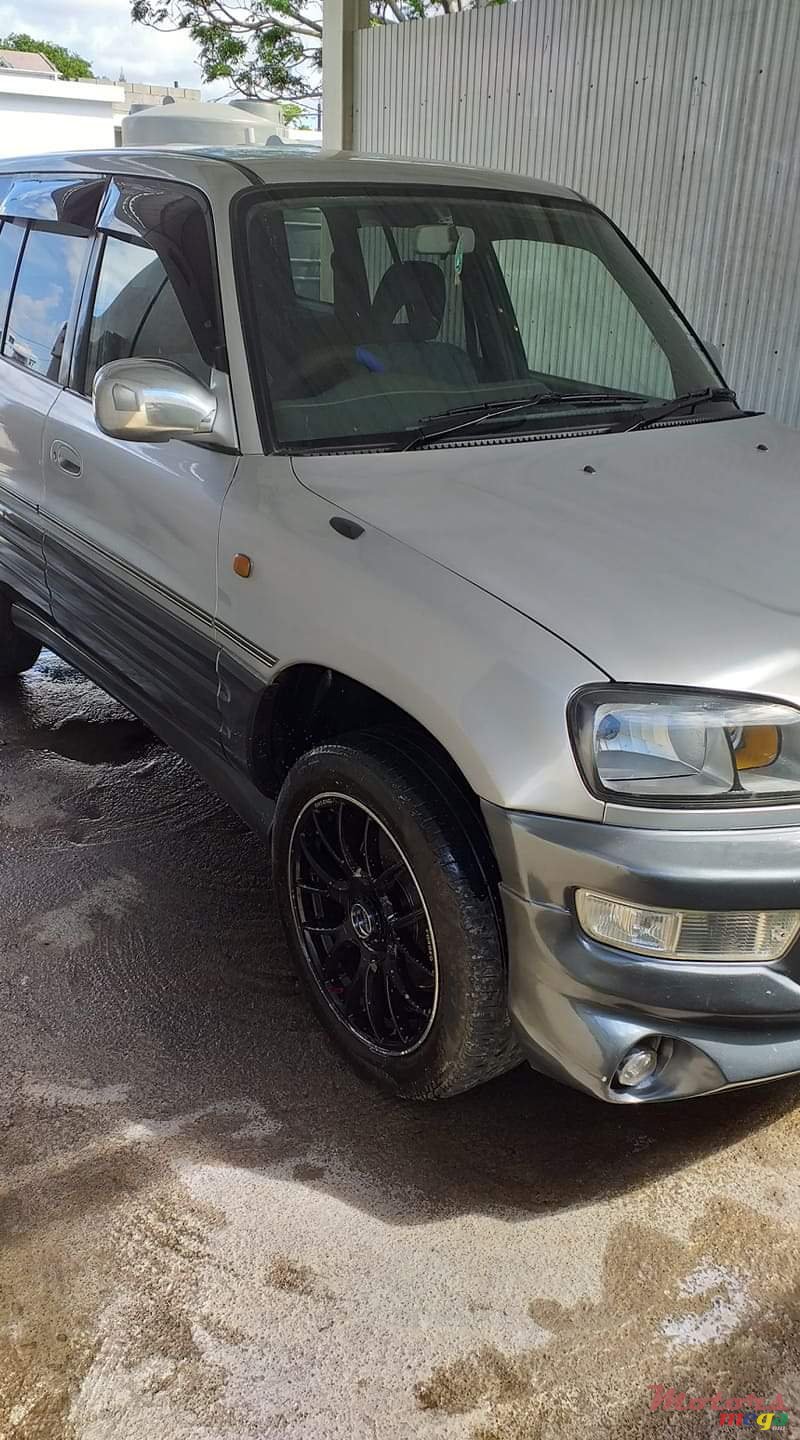 1998' Toyota RAV4 photo #7