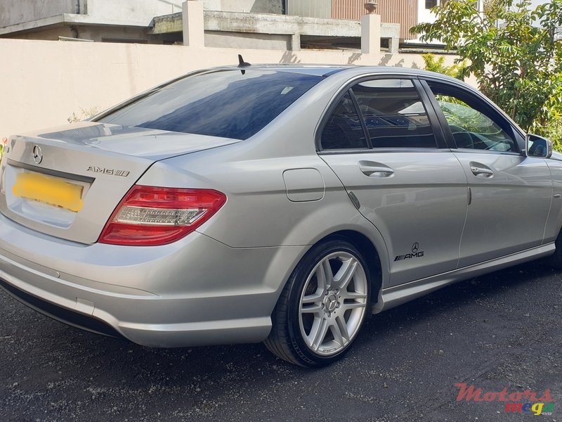 2010' Mercedes-Benz C 180 AMG photo #5