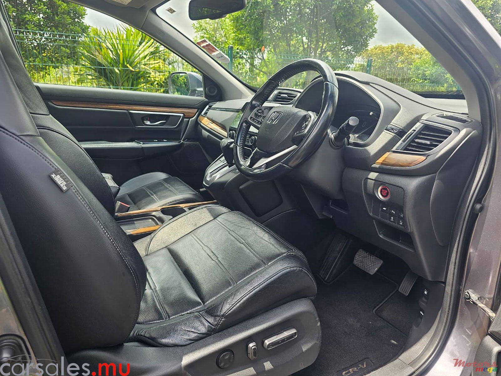 2020' Honda CR-V Turbo Exclusive AWD 1.5 photo #5