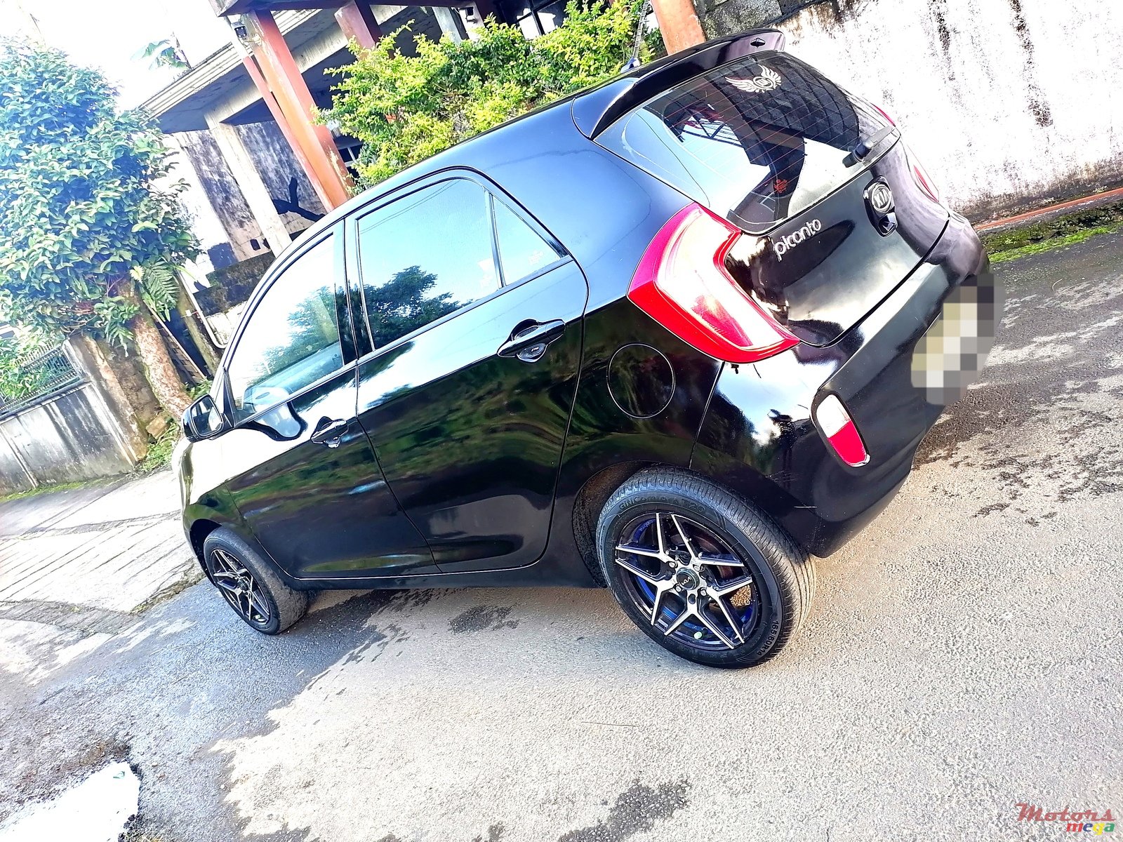 2012' Kia Picanto photo #3