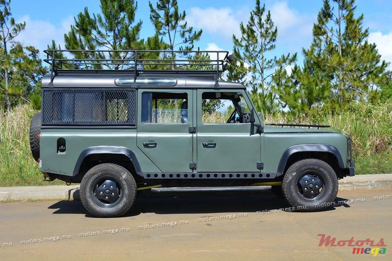 1989' Land Rover Defender 110 Expedition photo #1