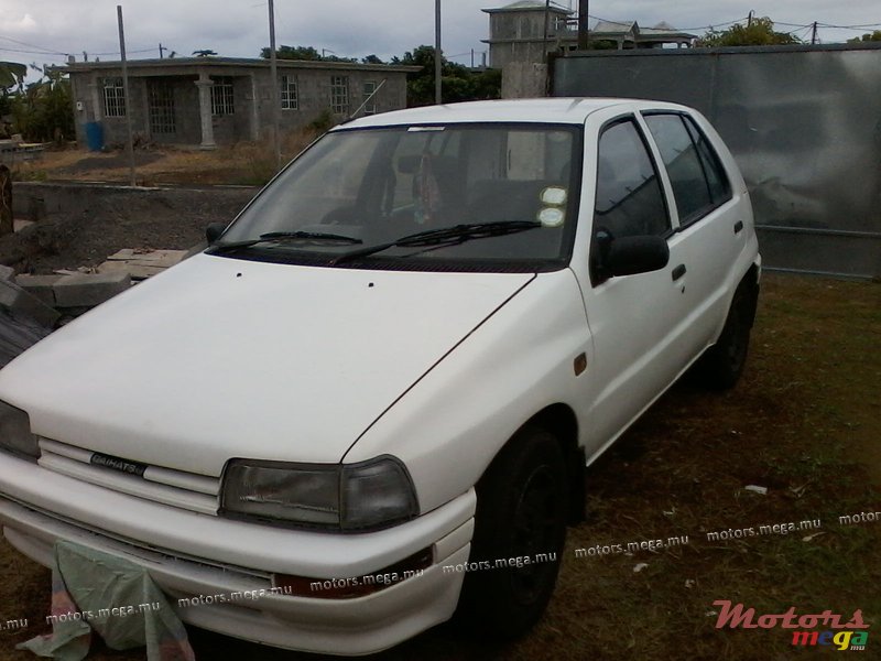 1991' Daihatsu Charade photo #1