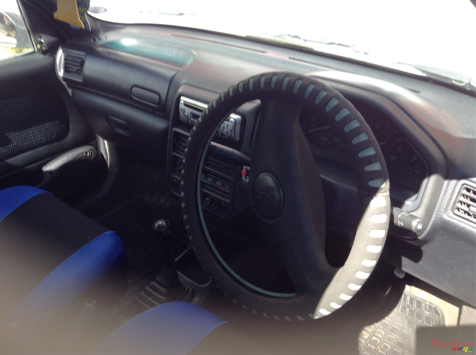 1999' Peugeot 106 photo #2