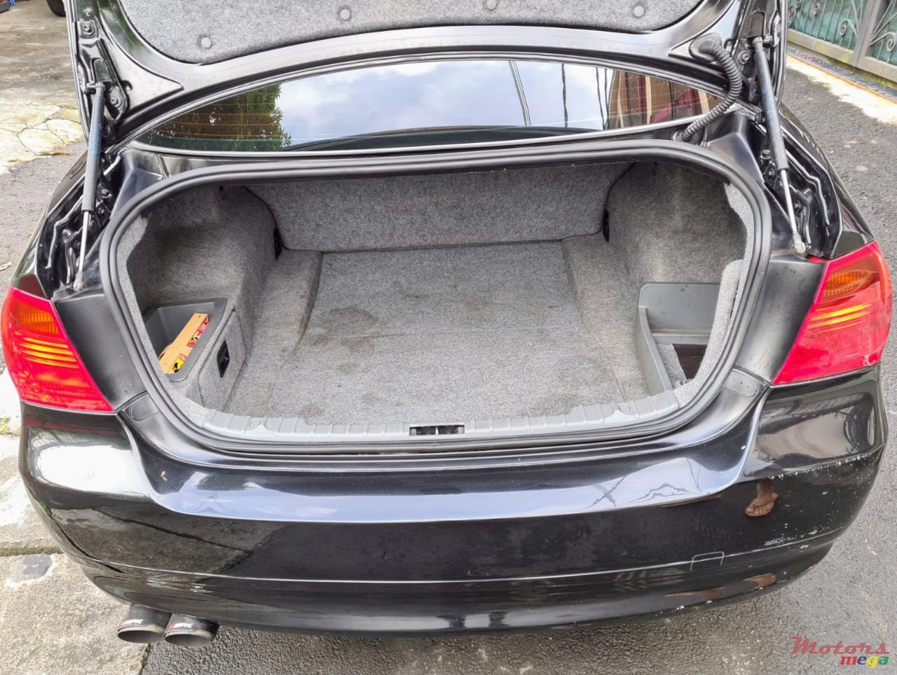 2005' BMW 320 photo #7