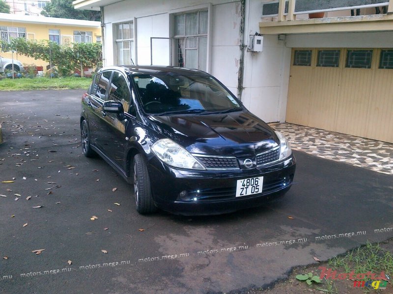 2005' Nissan Tiida 1600cc  photo #2