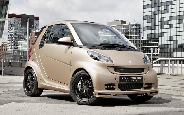 Smart Fortwo Brabus by WeSC gets two-tone gold treatment and its own headphones