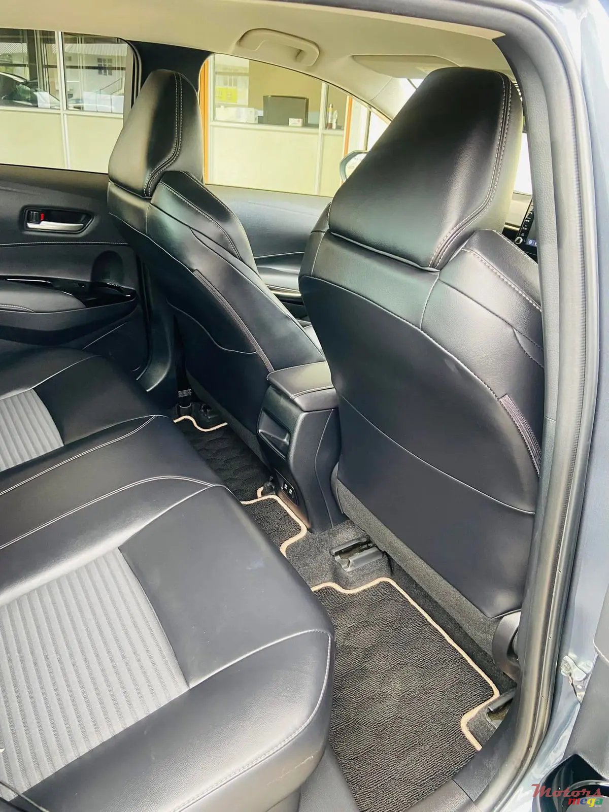 2021' Toyota Corolla photo #6