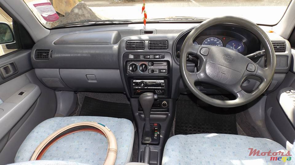 1998' Toyota Starlet Reflect photo #5
