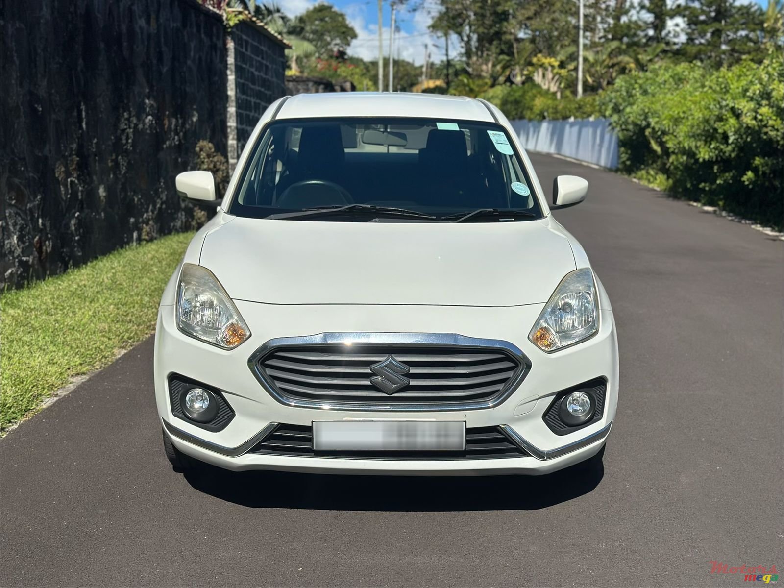 2020' Suzuki Ciaz photo #1