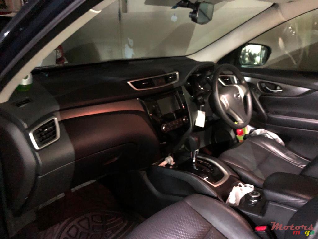 2014' Nissan X-Trail photo #4