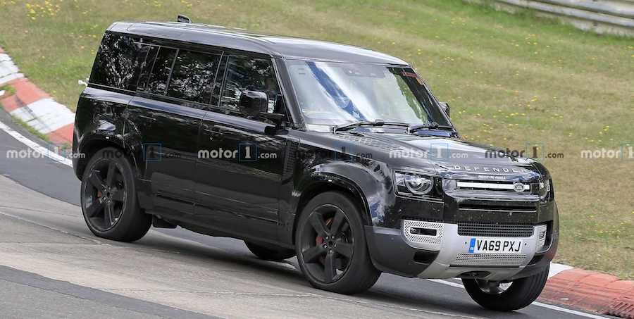 Land Rover Defender Puts Its V8 To Work At The Nurburgring