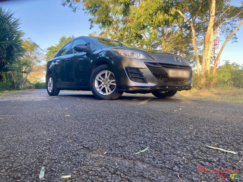 2010' Mazda 3 photo #1