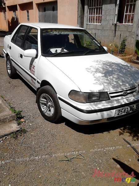 1993' Hyundai photo #1