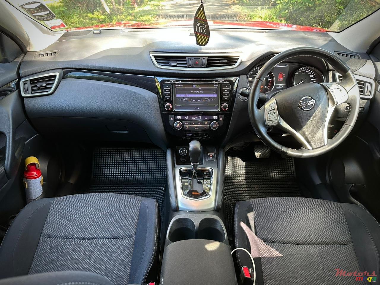 2015' Nissan Qashqai 1.6 Diesel photo #5