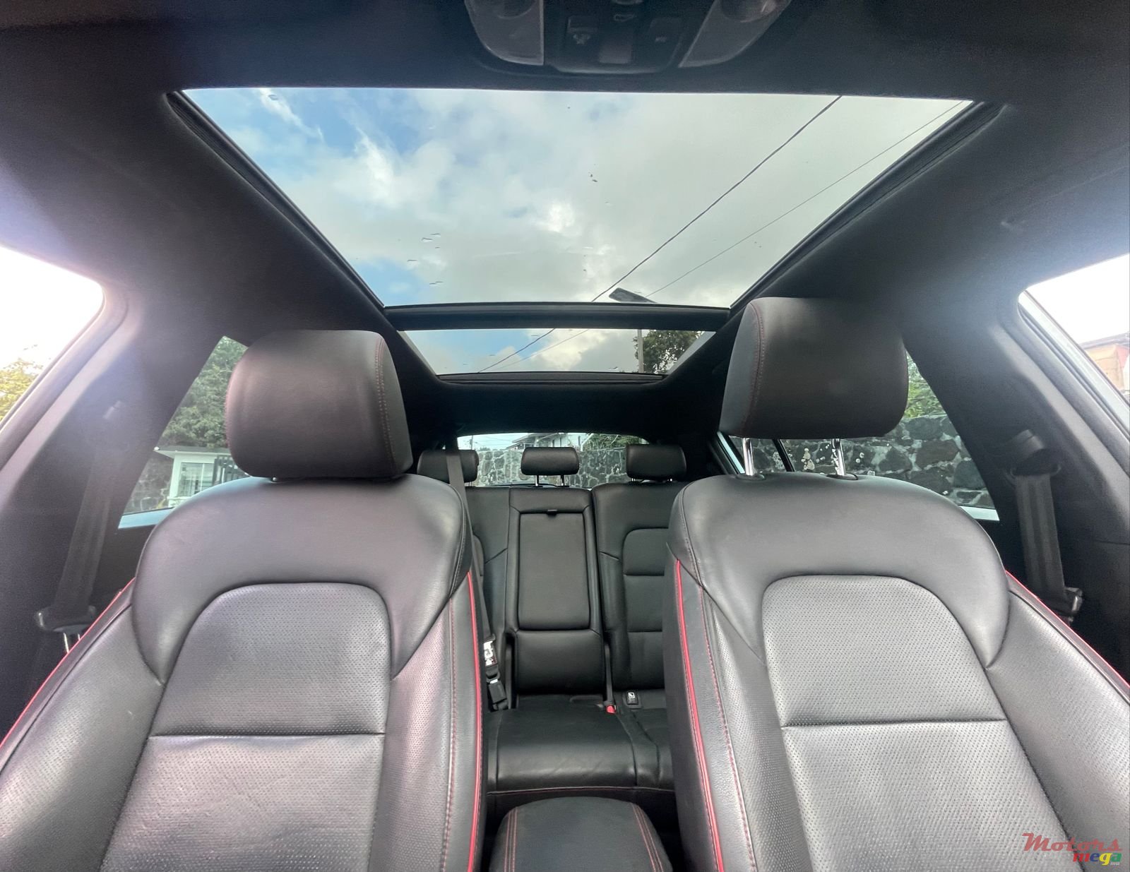 2019' Kia Sportage GTLine photo #4