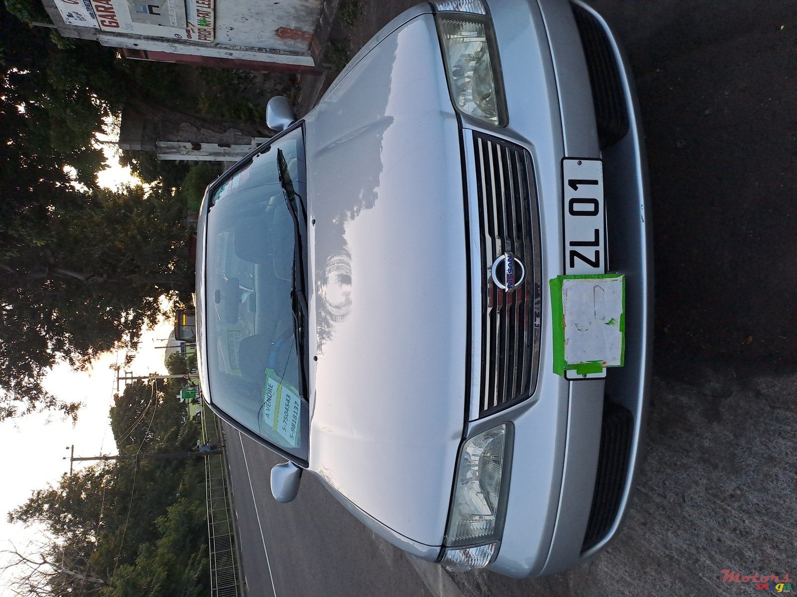 2001' Nissan Sunny B15 photo #1