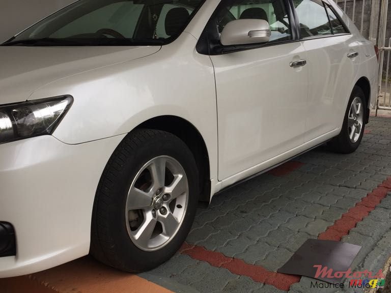 2011' Toyota Allion photo #3