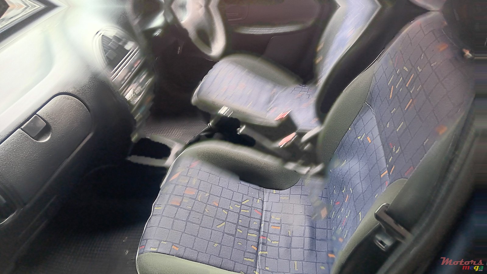 2000' Citroen Saxo photo #3