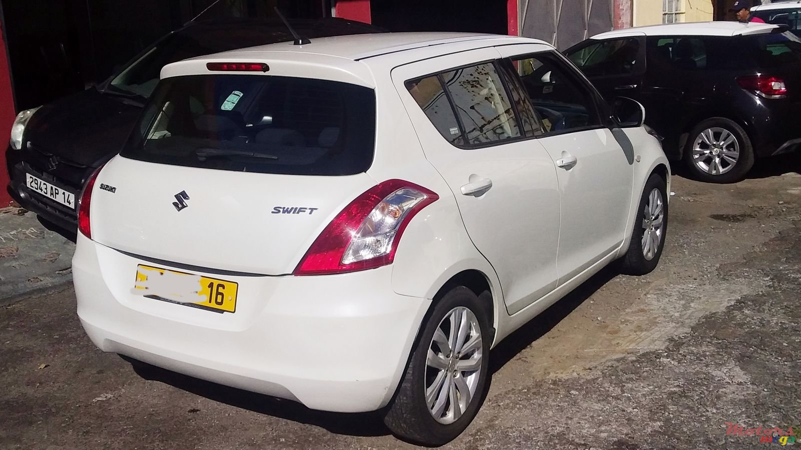 2016' Suzuki Swift photo #4