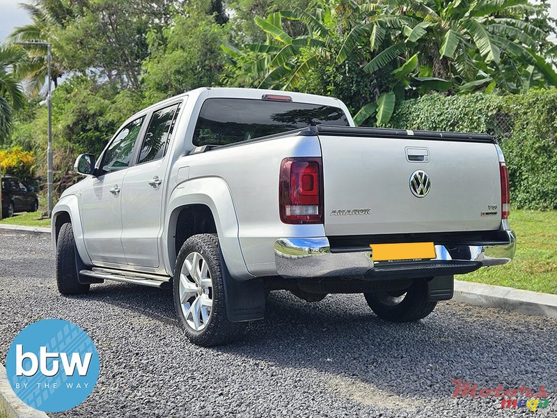 2020' Volkswagen Amarok V6 TDI 4Motion photo #3